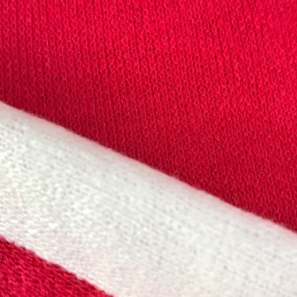 💥NEW ARRIVAL💥Bright Red V Neck Knit Sweater Top - Picture 5 of 8